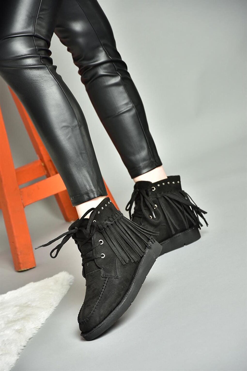 R9735305 Черные женские ботинки Fox Shoes