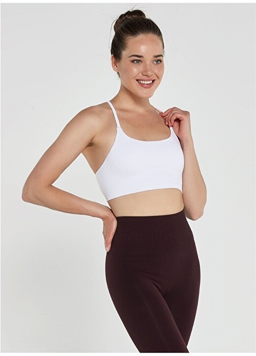 

Белый женский облегающий бюстгальтер без косточек с классическим воротником Jerf