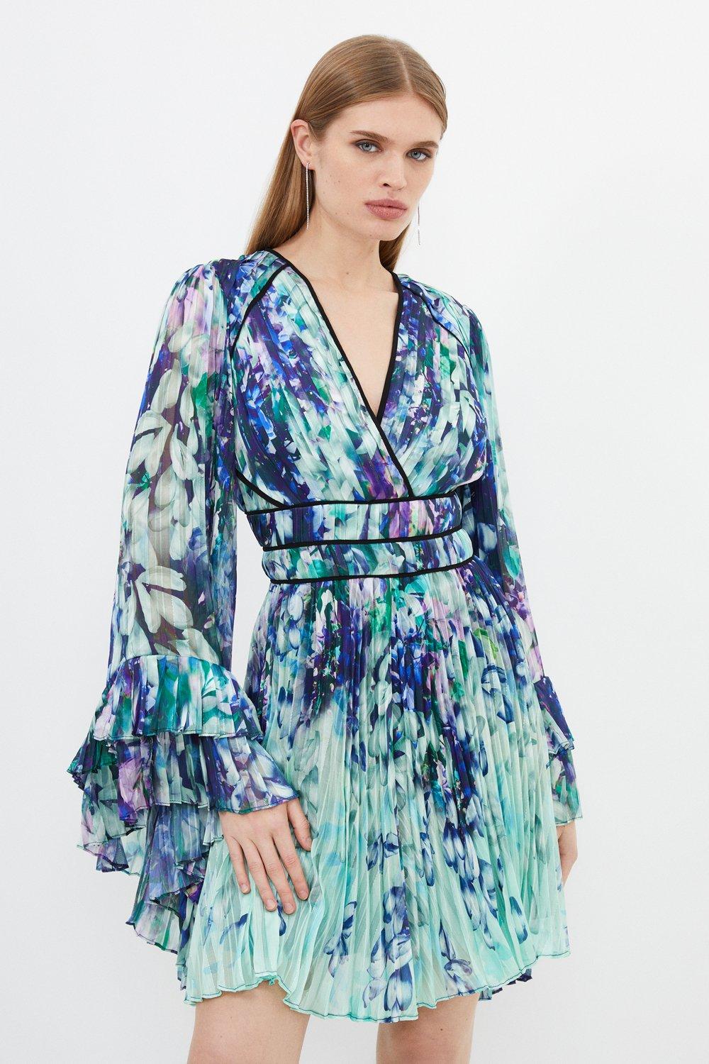 цена Тканое платье миди-кимоно с цветочным принтом Karen Millen, синий