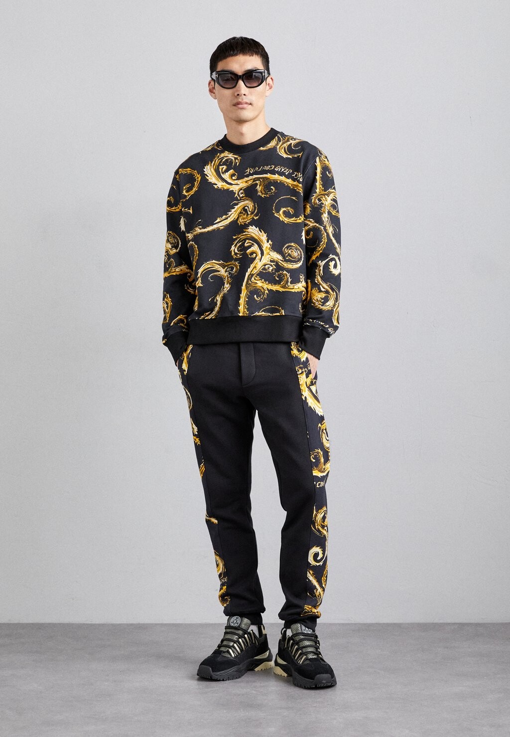 

Тренировочный низ CHROMO Versace, черный