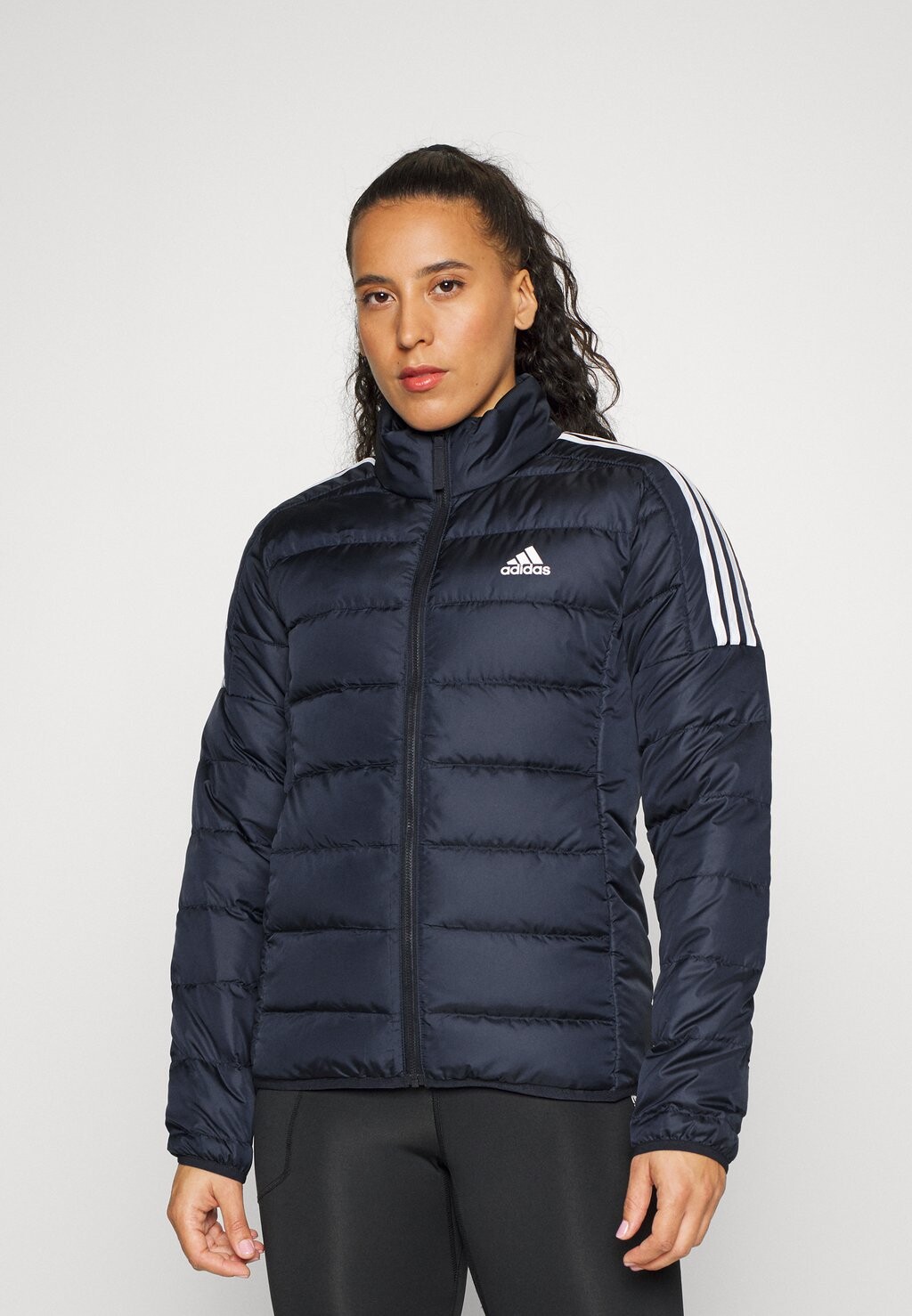 

Пуховик Adidas, синий