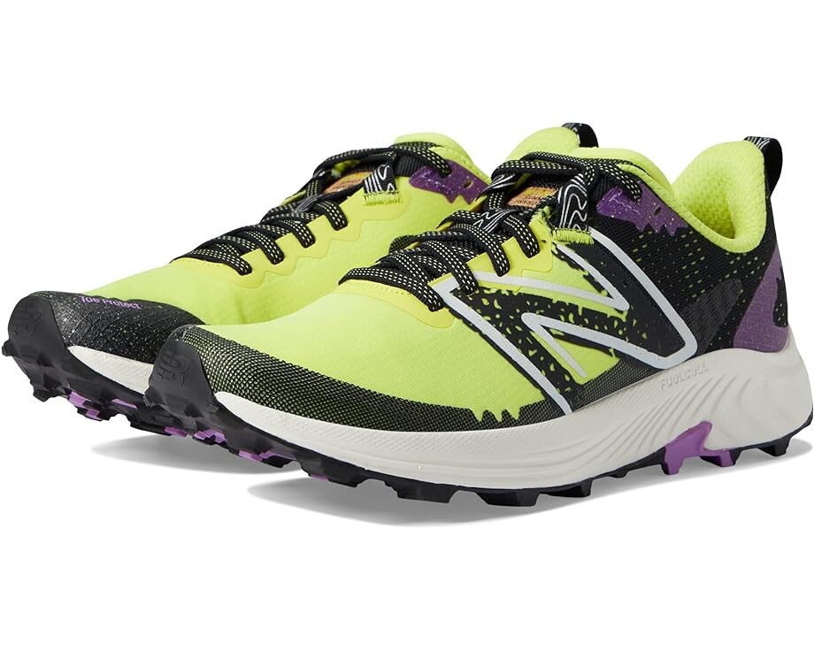 

Кроссовки New Balance FuelCell Summit Unknown, цвет Lemonade/Black