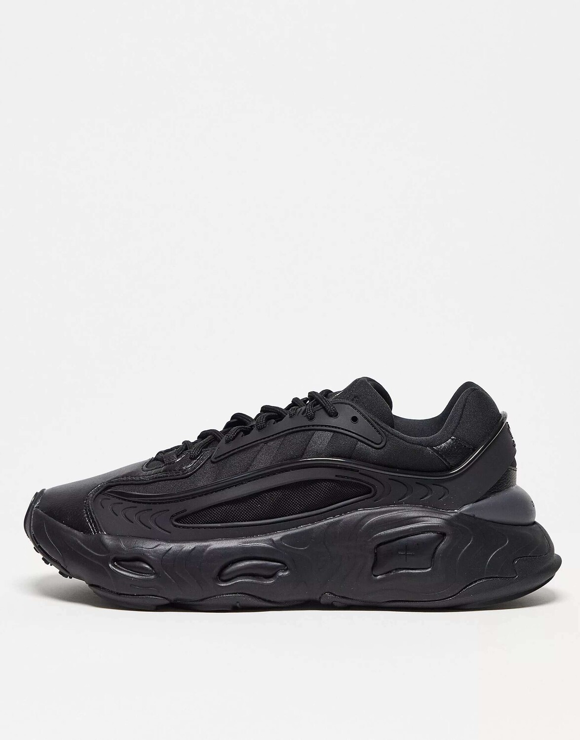 

Черные кроссовки adidas Originals Oznova, Черный
