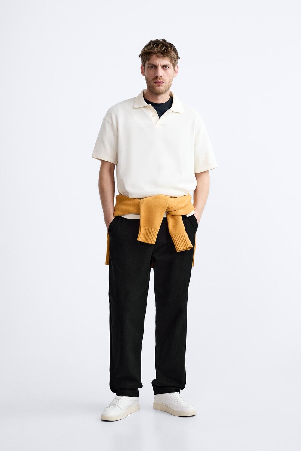 

Брюки из текстурированной саржи ZARA, черный