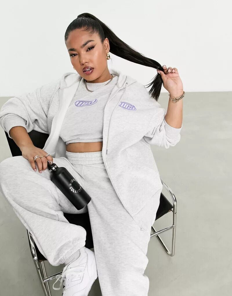 

Марлевно-белый худи на молнии с логотипом на спине ASOS Weekend Collective Curve
