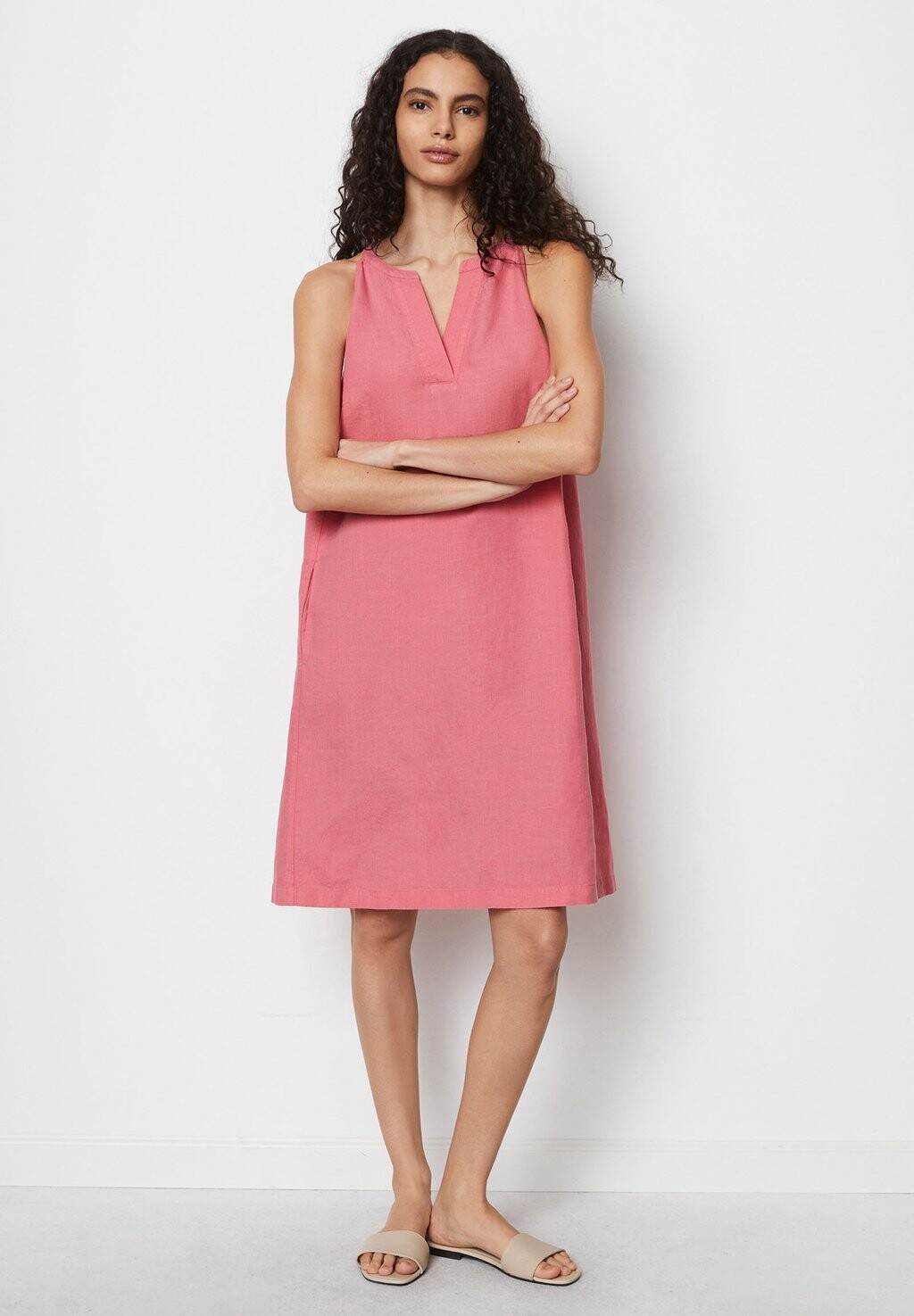 

Дневное платье Easy Strap Style A-Shape Detailed Neckline Marc O'Polo, дынно-красное