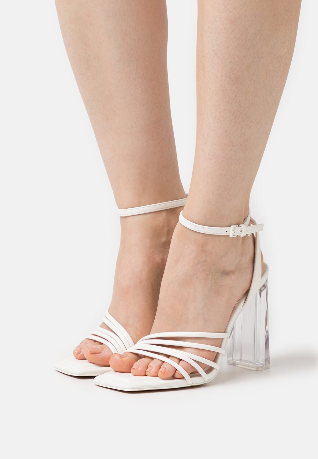 

Босоножки на каблуке ALDO, белый
