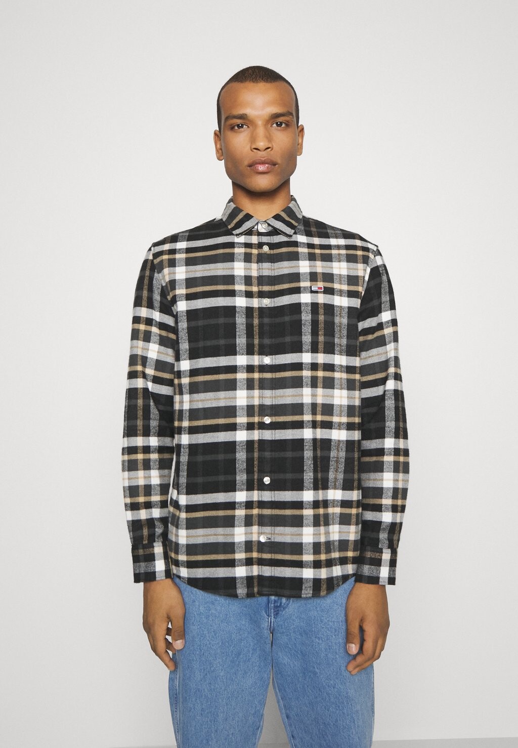

Рубашка ESSENTIAL CHECK SHIRT Tommy Jeans, черный