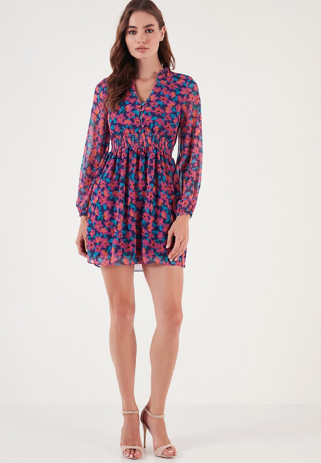 

Летнее платье LELA