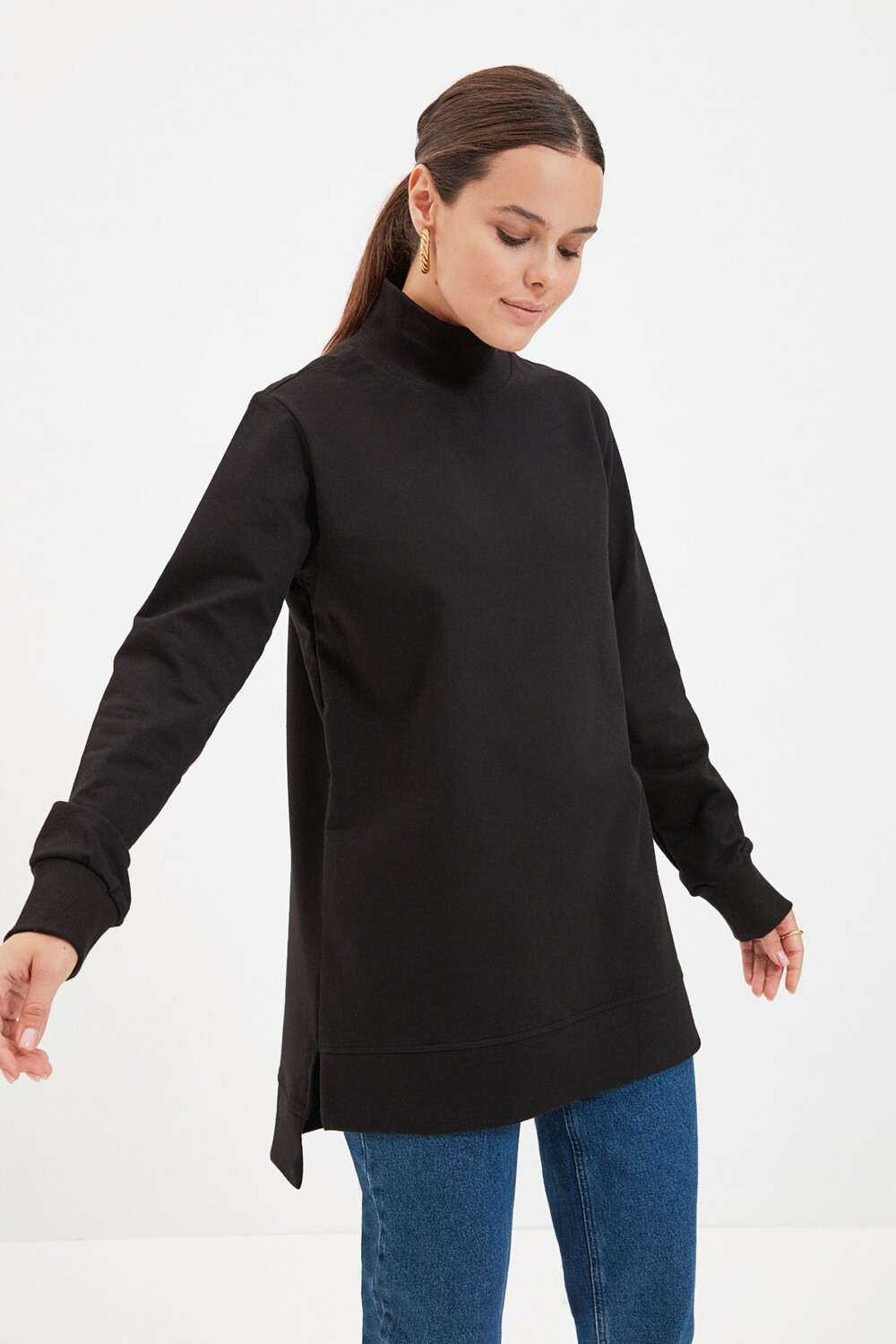

Черная вязаная толстовка с воротником Trendyol Modest, черный