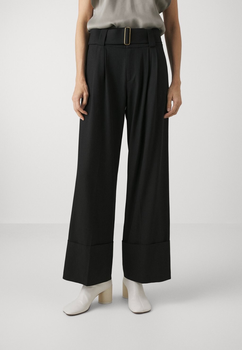 

Брюки TRUDI PANTS AERON, черный