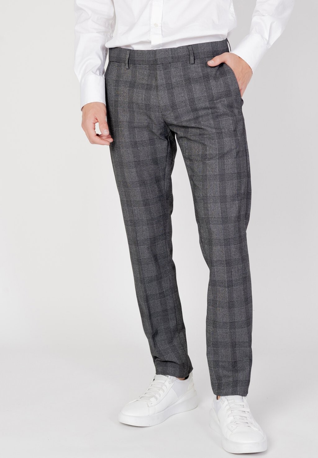 

Чиносы Bonnie Slim Fit Trousers Antony Morato, черный