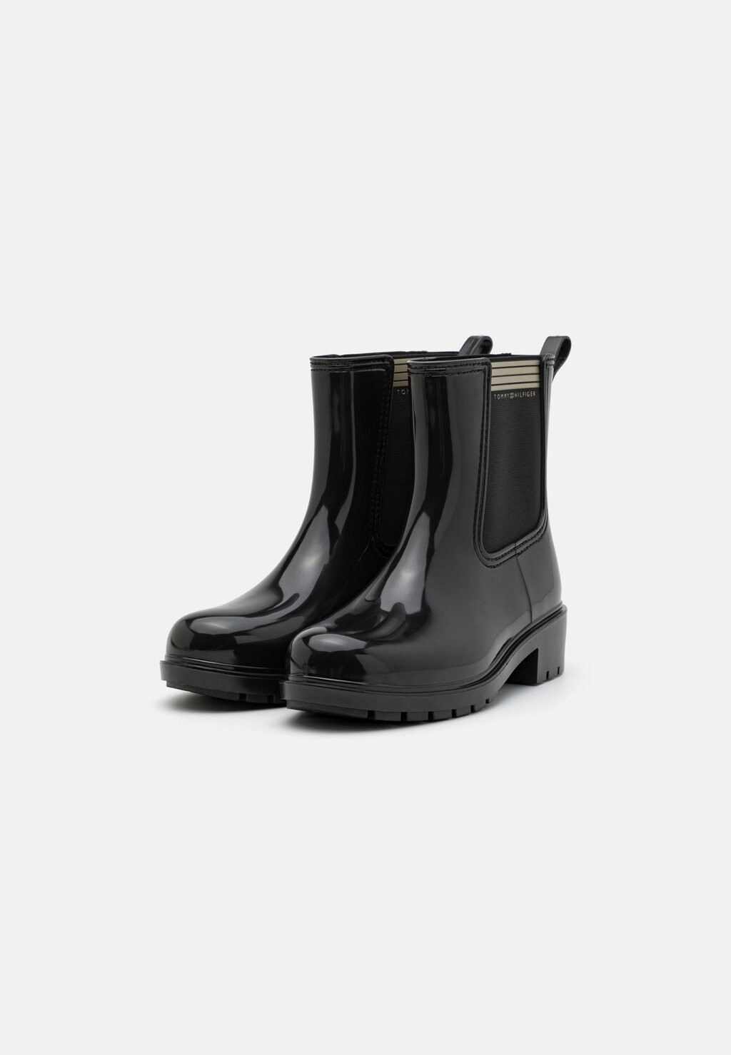 

Ботинки Tommy Hilfiger ESSENTIAL RAINBOOT, черный