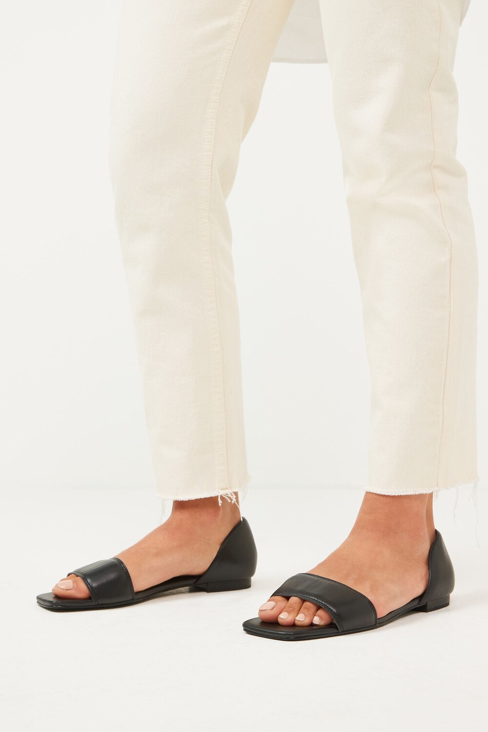 

Туфли на плоской подошве Forever Comfort с открытыми носками Next, черный
