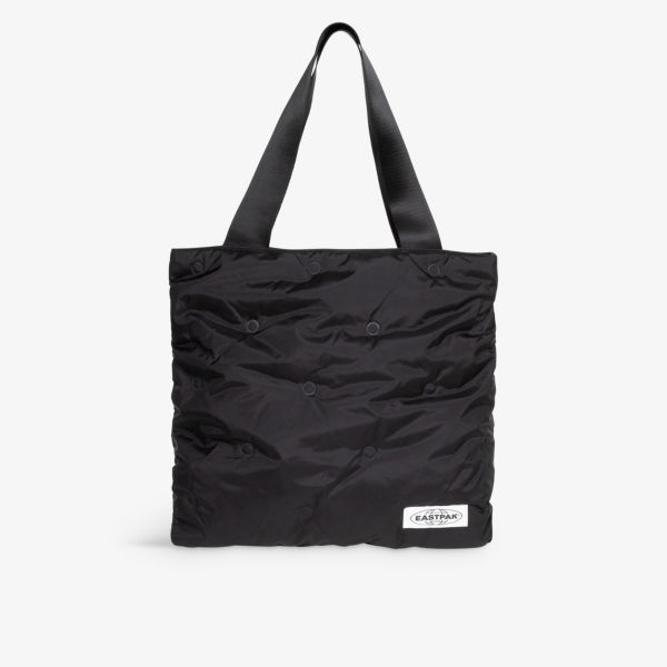 Тканая сумка-тоут Charlie с нашивкой-логотипом Eastpak, черный цена и фото