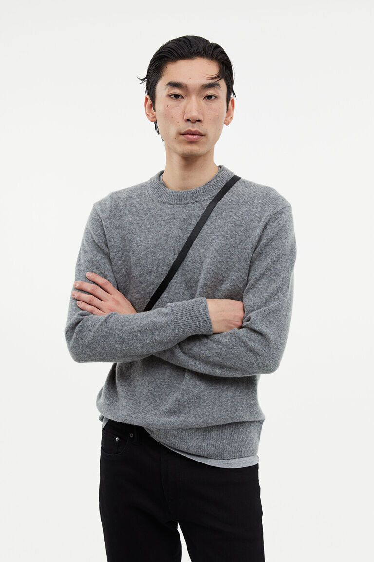 

Шерстяной джемпер regular fit H&M, серый