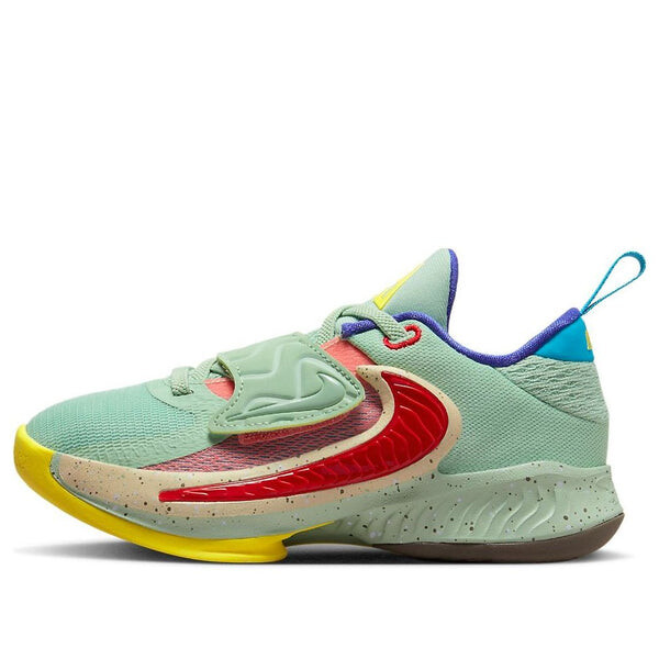 

Кроссовки zoom freak 4 se Nike, зеленый