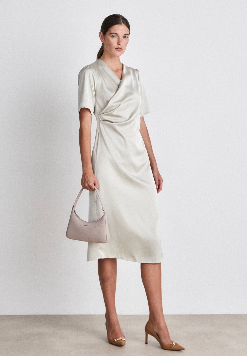 

Сумка Calvin Klein СУМКА MUST SMALL, цвет shadow gray