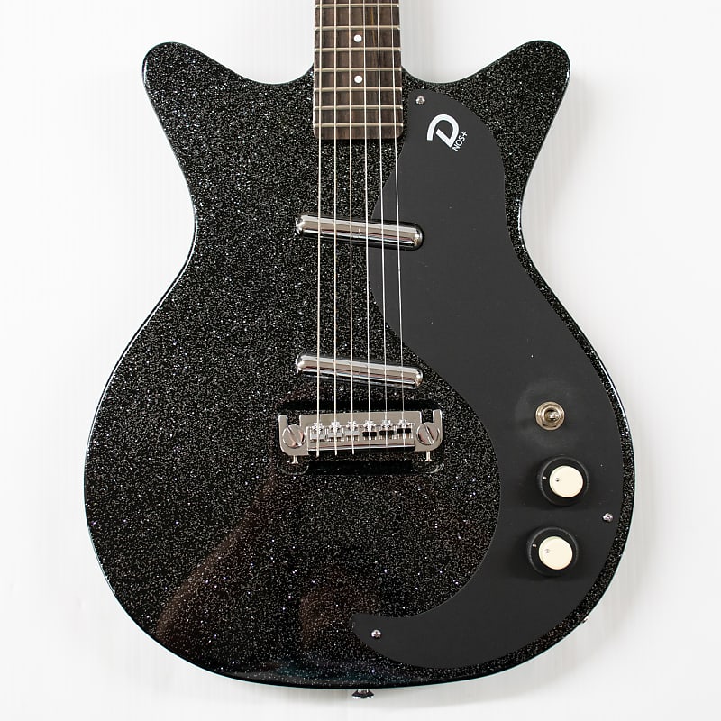 Электрогитара Danelectro Blackout 59 Electric Guitar - Black Metal Flake электрогитара danelectro blackout 59 electric guitar green envy