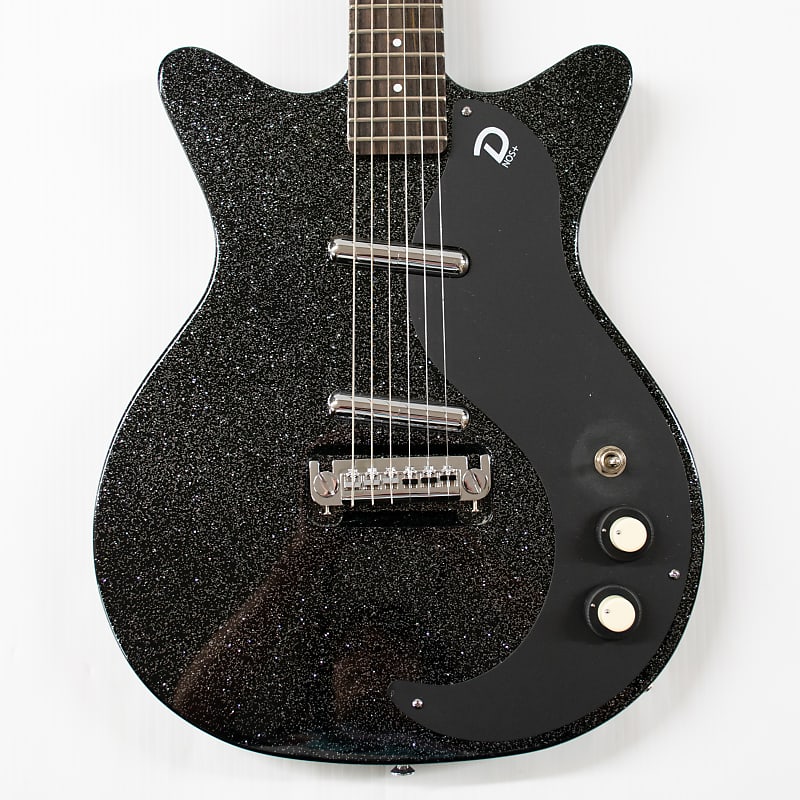 Электрогитара Danelectro Blackout 59 Electric Guitar - Black Metal Flake электрогитара danelectro blackout 59 electric guitar black metalflake