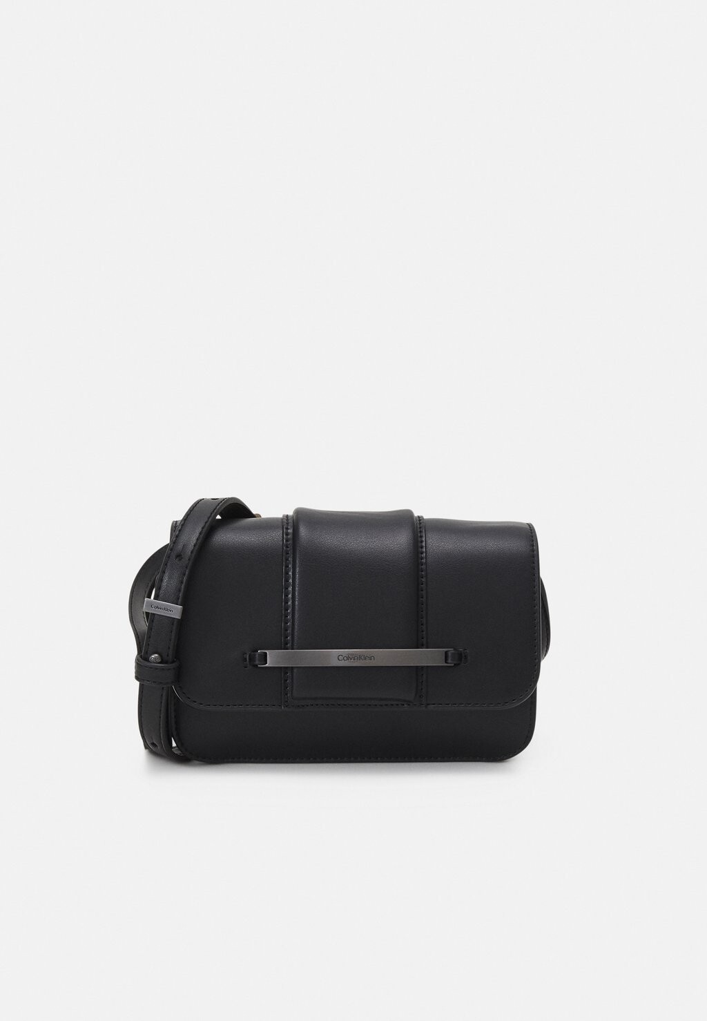 

Сумка через плечо Calvin Klein, черный