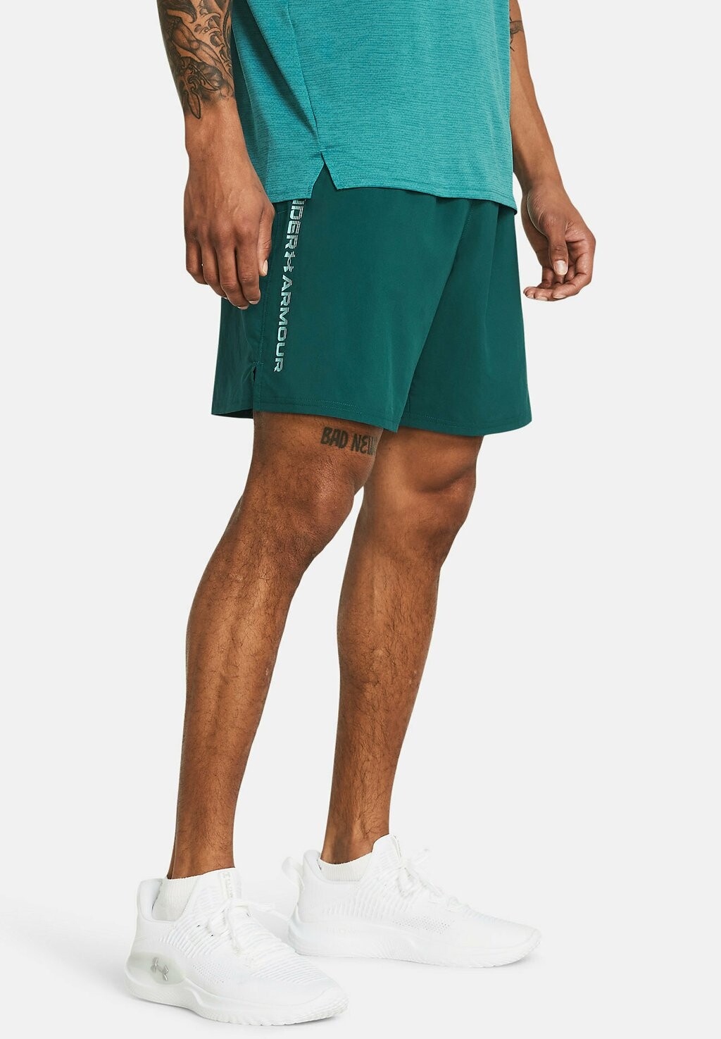 

Спортивные шорты Under Armour, гидро-бирюзовый