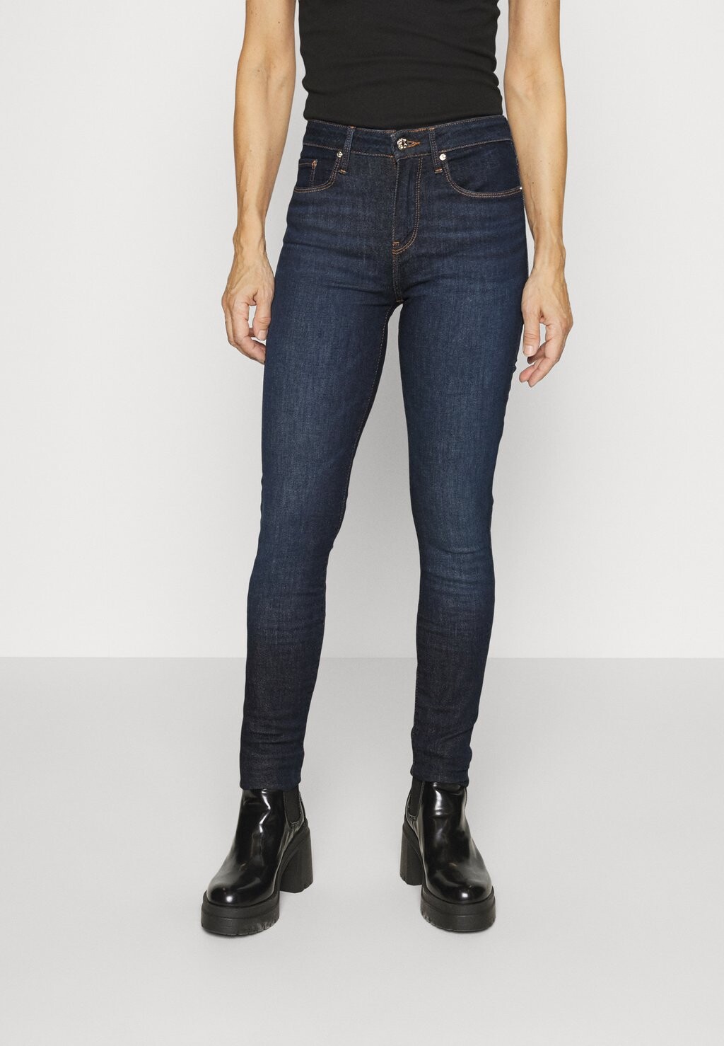 

Джинсы Skinny Fit Tommy Hilfiger