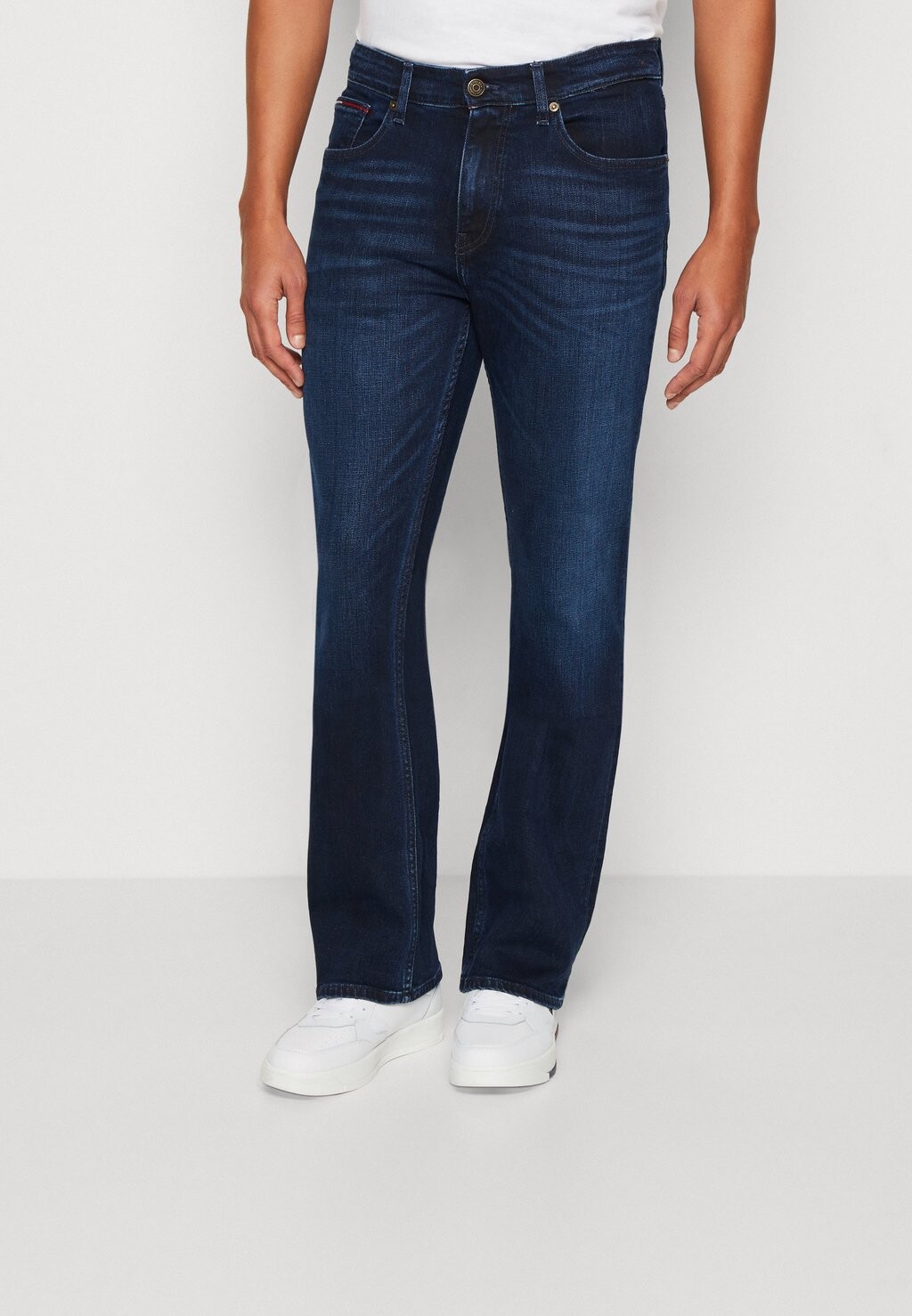 

Джинсы Bootcut Tommy Jeans