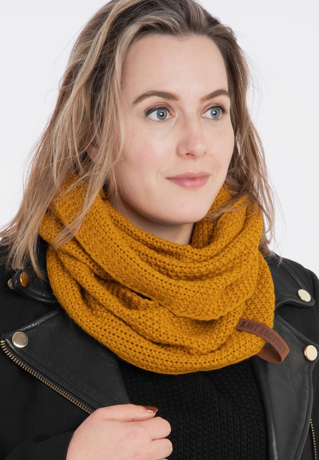 

Снуд COCO Knit Factory, цвет ochre