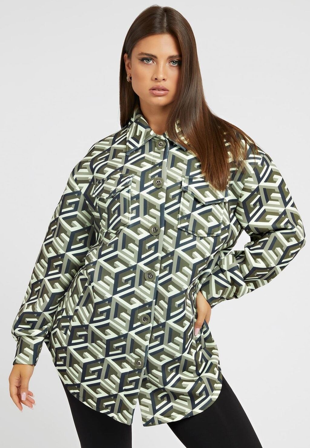 

Длинная куртка Guess