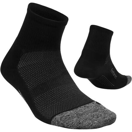 

Носки Elite Light Cushion на четверть Feetures!, черный