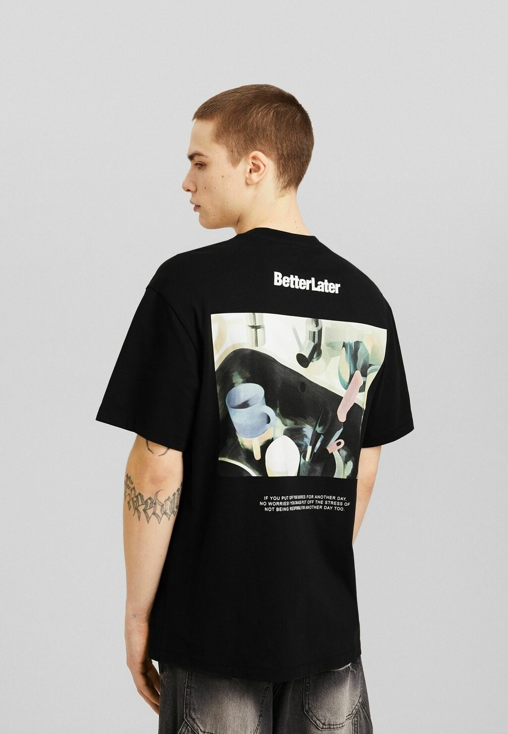 

Футболка с принтом Short Sleeve Boxy Bershka, черный