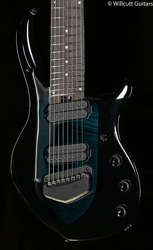 

Электрогитара Ernie Ball Music Man Majesty 8 String Aurora Sky