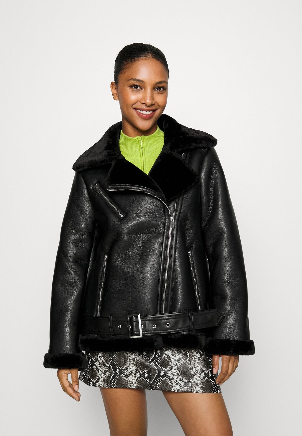 

Куртка из искусственной кожи PCNORA JACKET Pieces Petite, черный