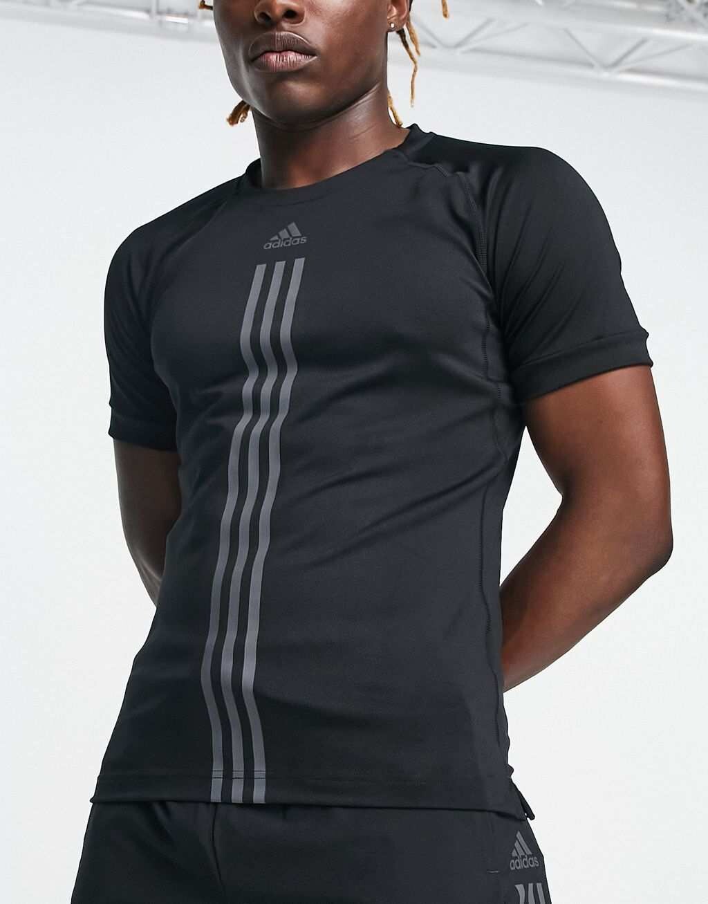 

Черная футболка с 3 полосками adidas Training Alpha Strength, Черный
