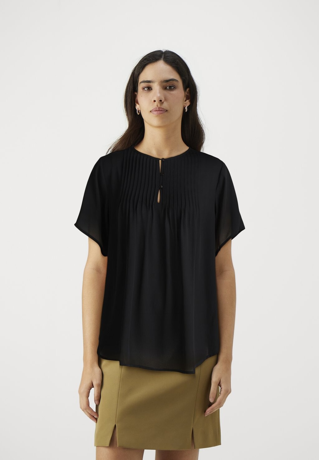 

Блузка Camilla Cathrin Blouse Bruuns Bazaar, черная