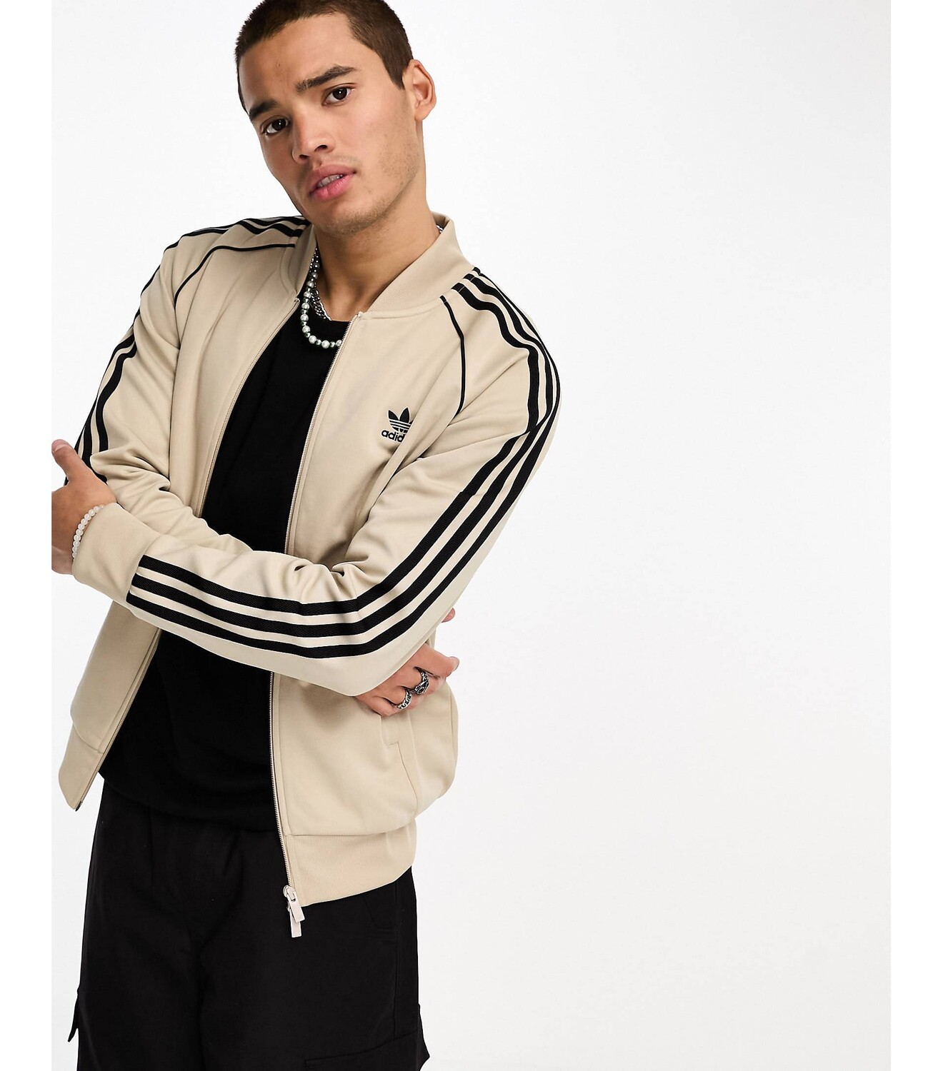 

Черная спортивная футболка adidas Originals adicolor