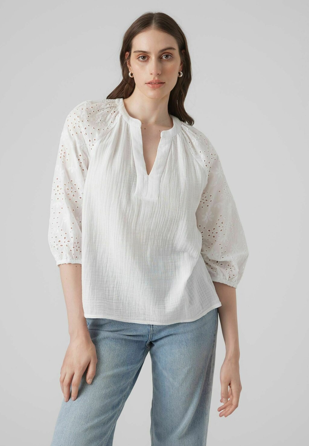 

Блузка Vero Moda, ярко-белый