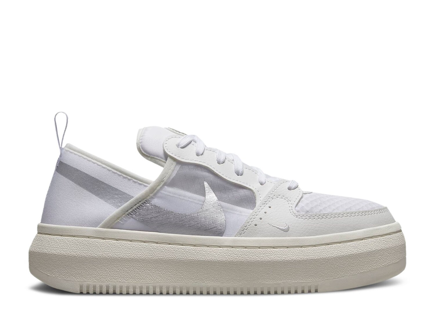 

Кроссовки Nike Wmns Court Vision Alta 'White Metallic Silver', белый