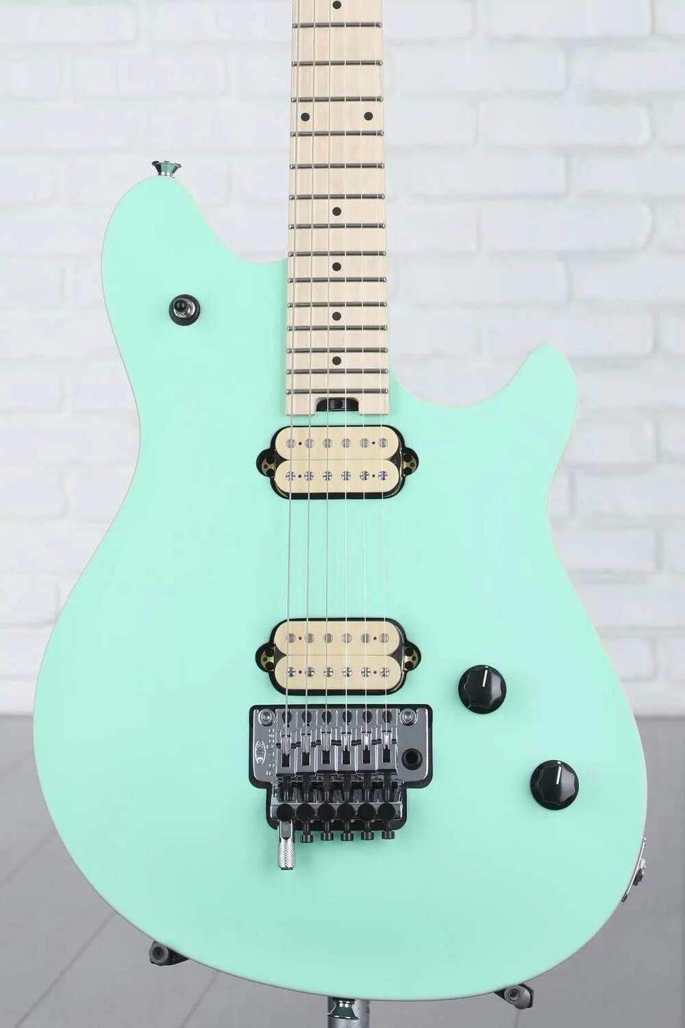 

Электрогитара EVH Wolfgang Special - Satin Surf Green