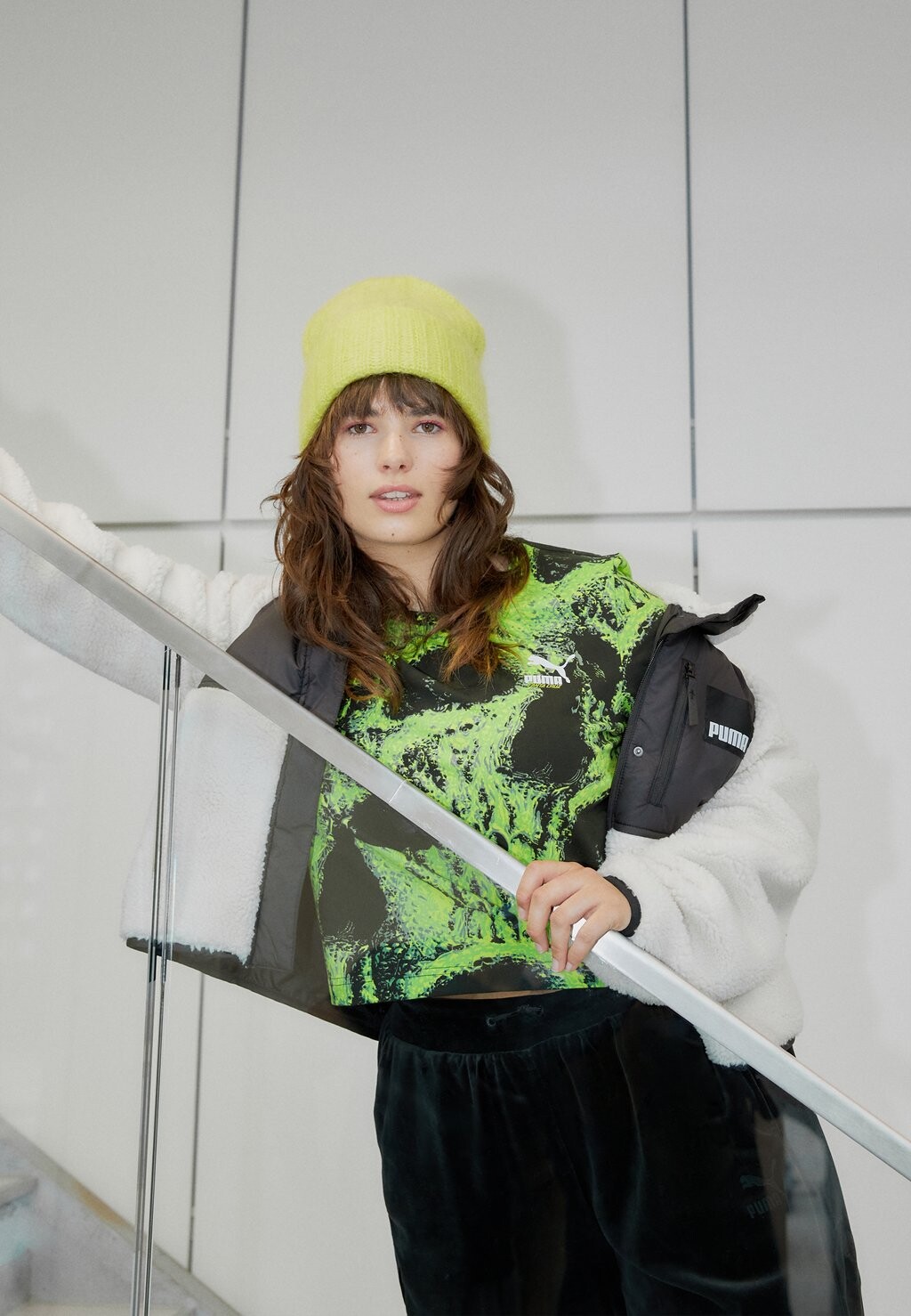 

Футболка с принтом SANTA CRUZ CROP Puma, черный