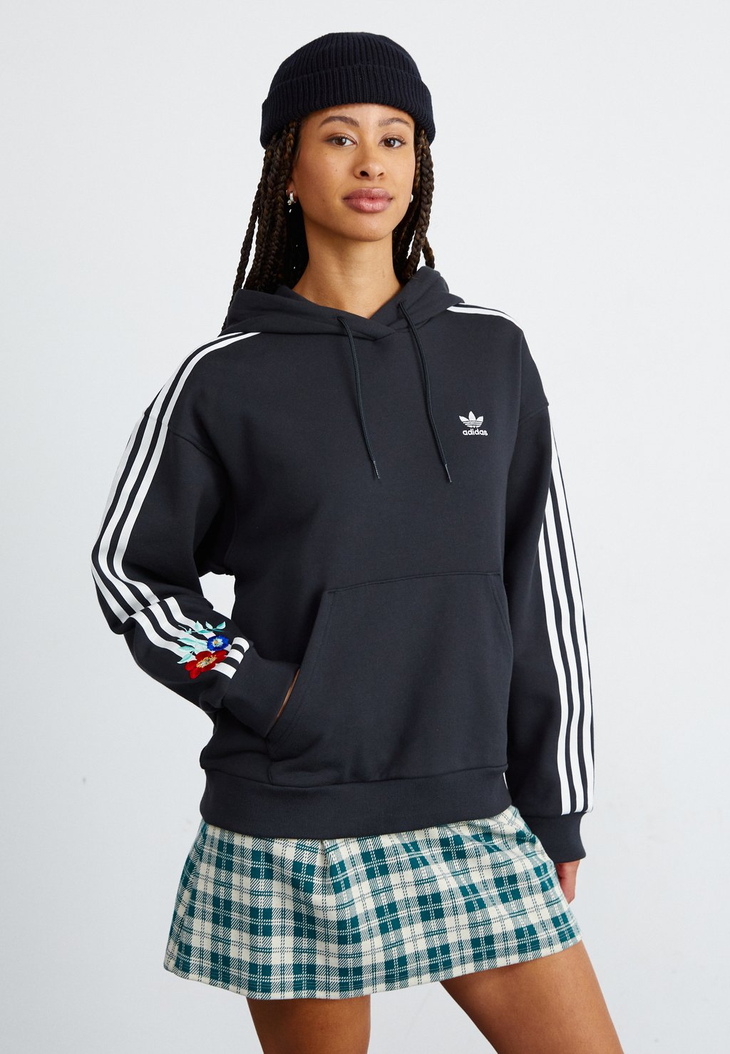 

Толстовка adidas Originals МОДНАЯ ГРАФИКА, черный