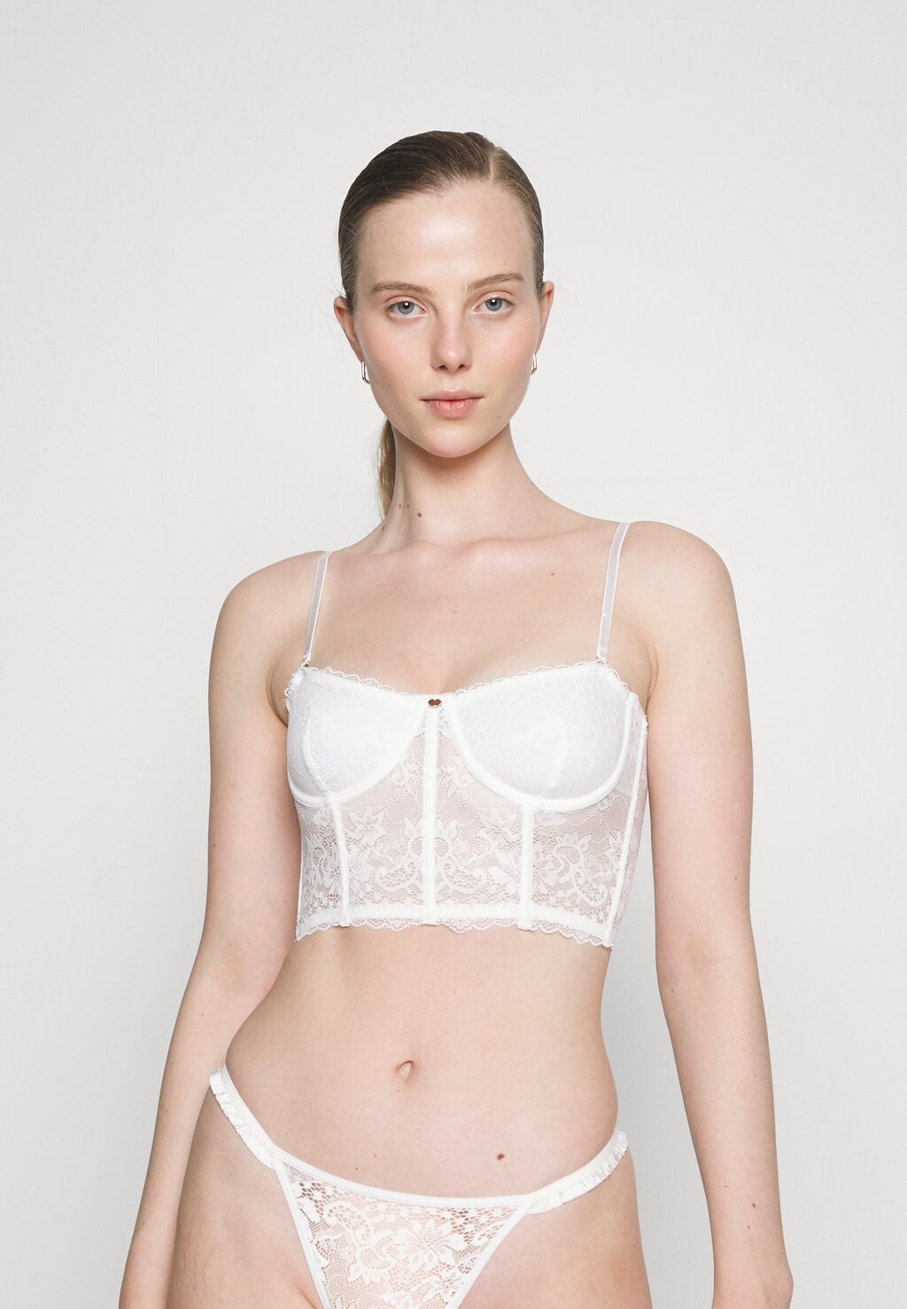 

Корсет Cotton On