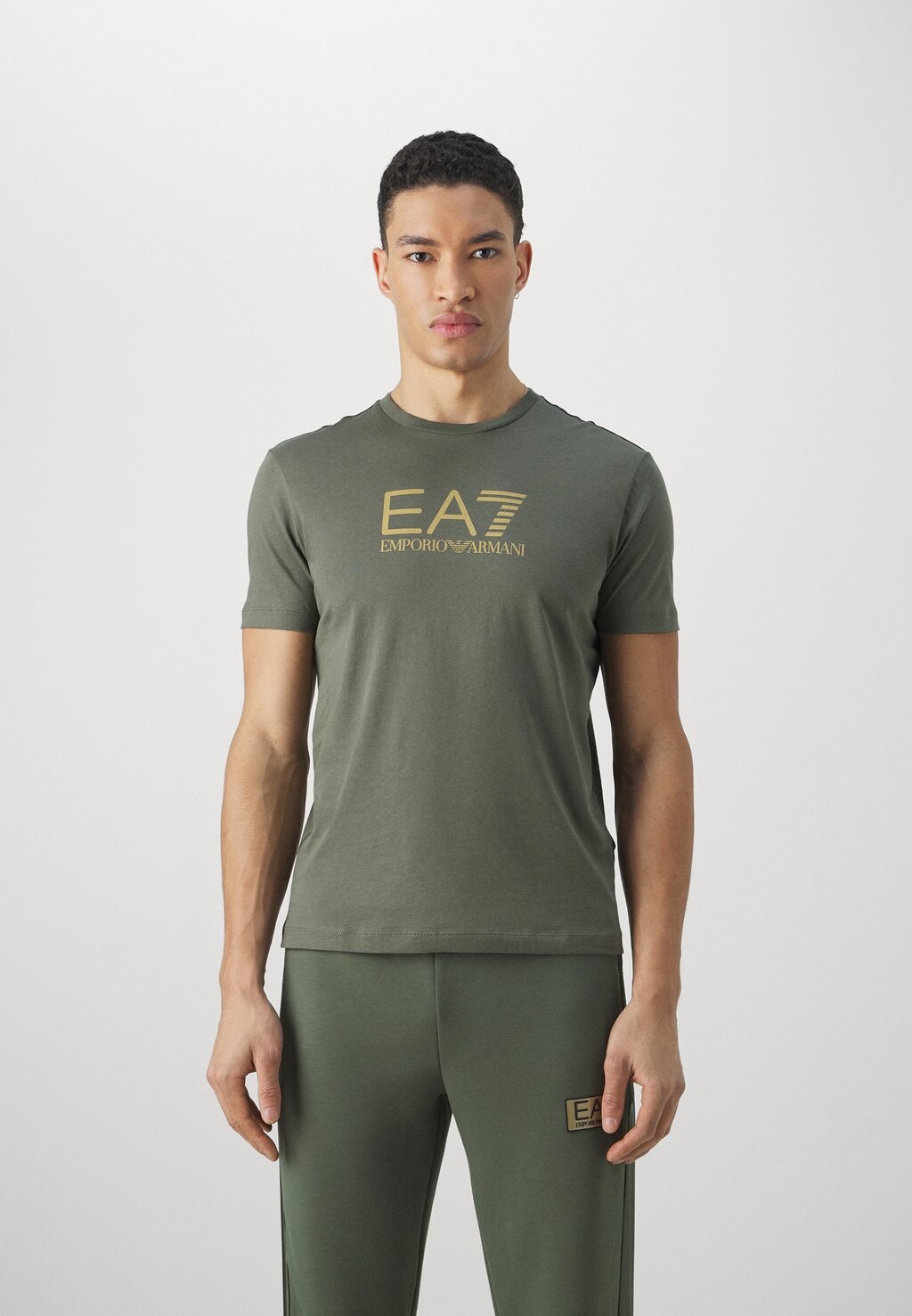

Футболка с принтом EA7 Emporio Armani, темно-зеленая, Зеленый