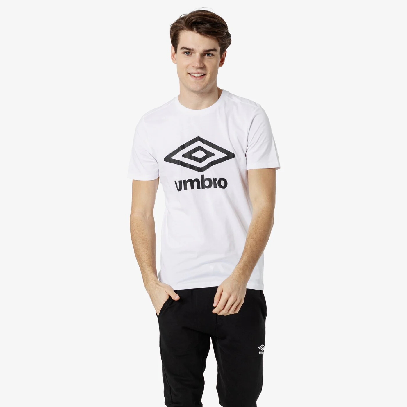 Футболка Umbro с большим логотипом, белый