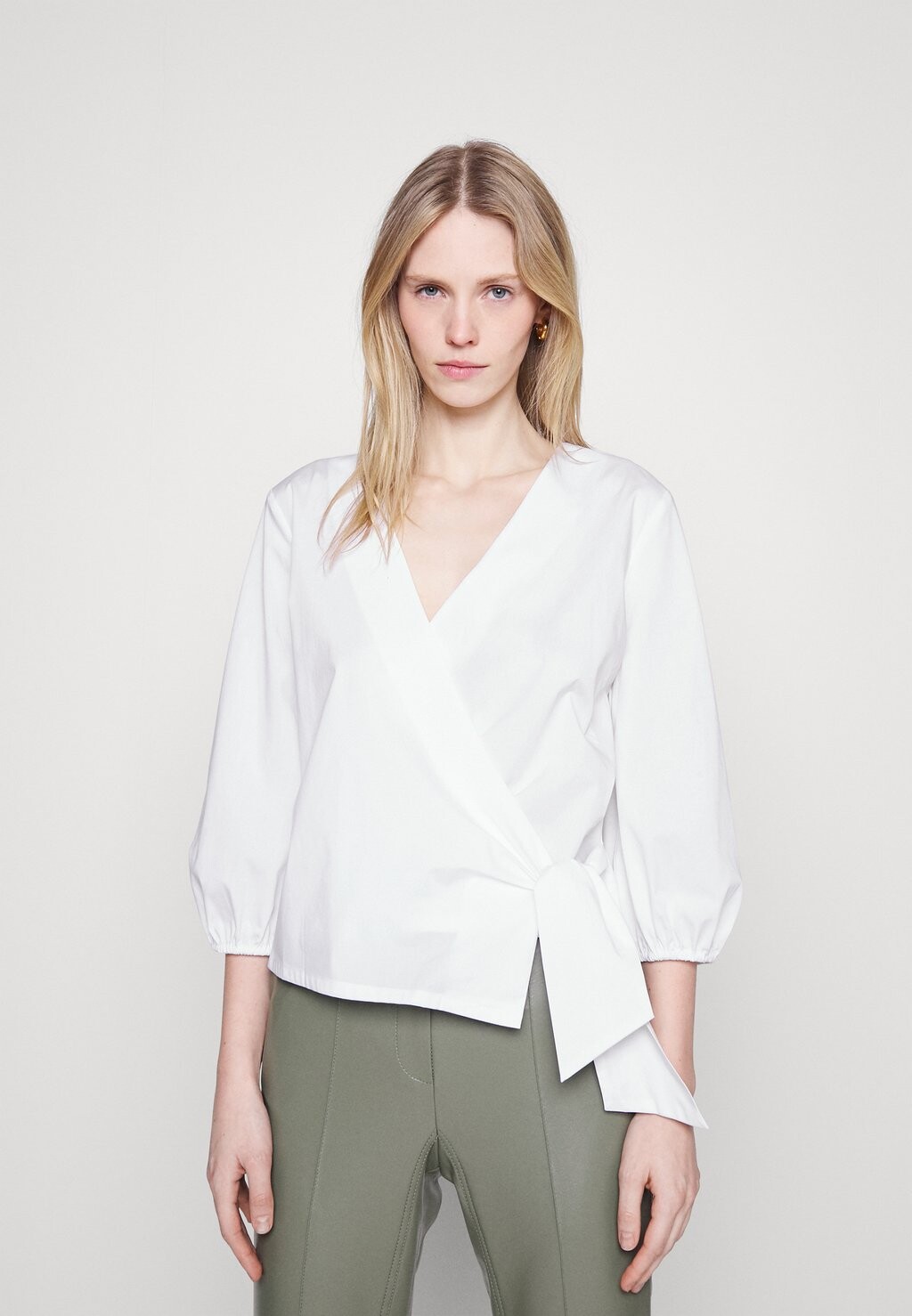 

Блузка DKNY, белый