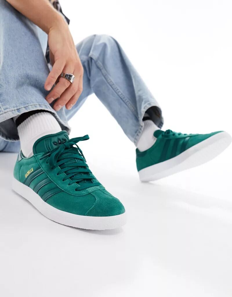 

Кроссовки цвета хаки adidas Originals Gazelle
