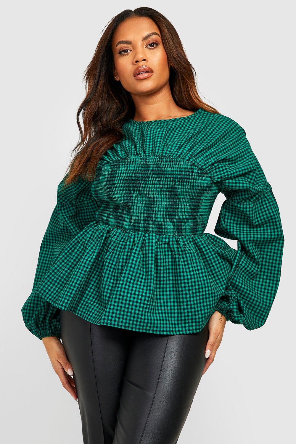 

Топ с баской в клетку plus Boohoo, зеленый