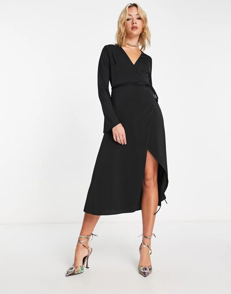 

Черное атласное платье асимметричного кроя с запахом и завязкой на талии ASOS