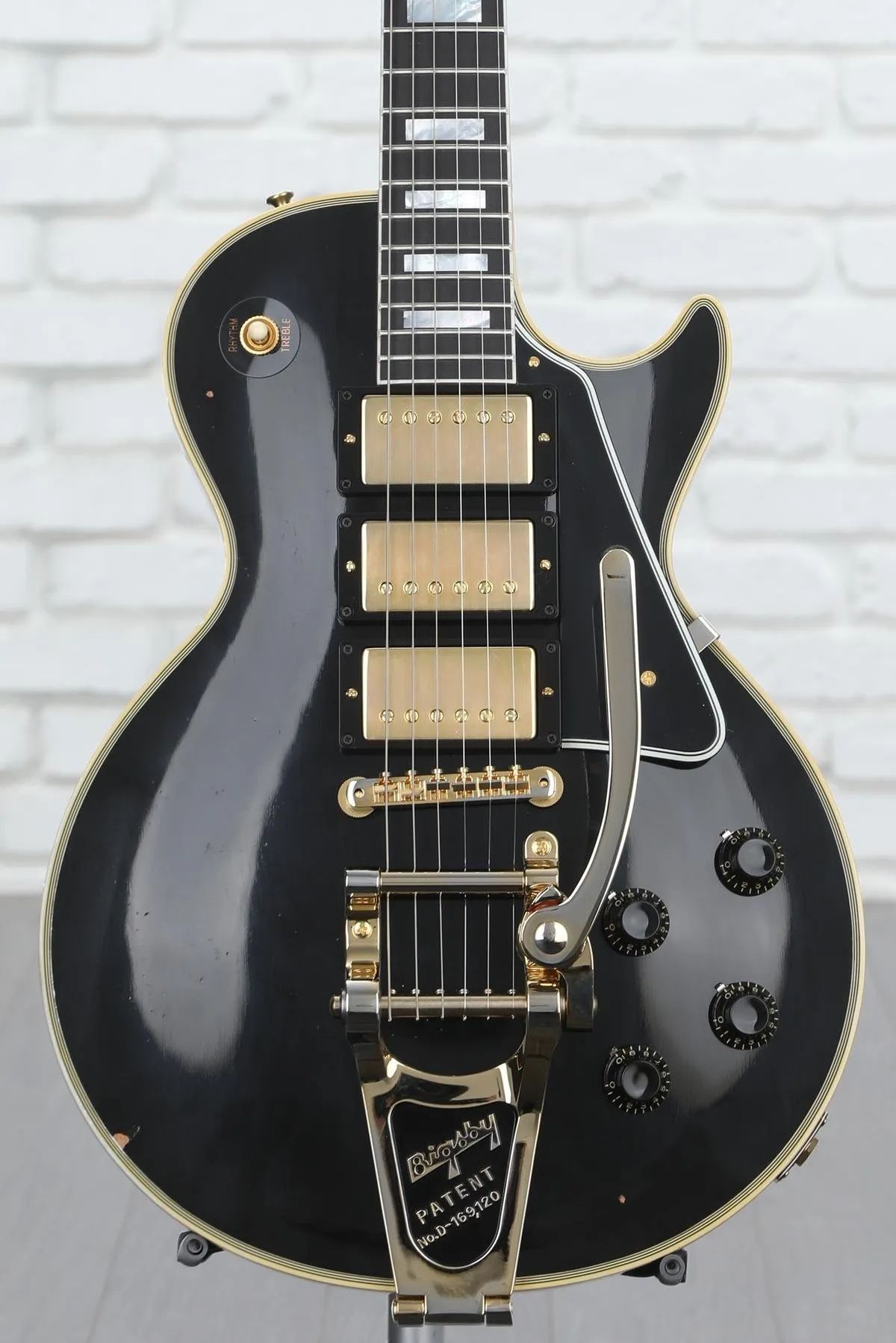 

Электрогитара Bigsby Gibson Custom 1957 Les Paul Custom Reissue с ​​3 звукоснимателями — Murphy Lab Light Aged Ebony